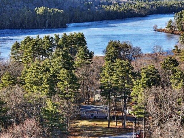 House for sale in Fiskdale, Massachusetts