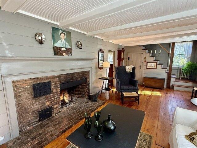 House for sale in Fiskdale, Massachusetts