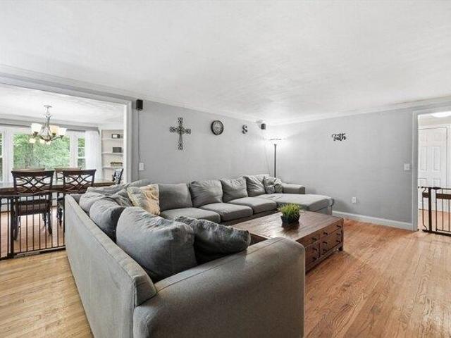 House for sale in Fiskdale, Massachusetts