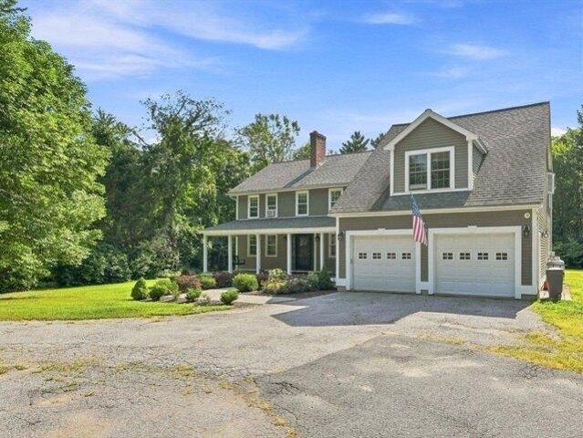 House for sale in Fiskdale, Massachusetts