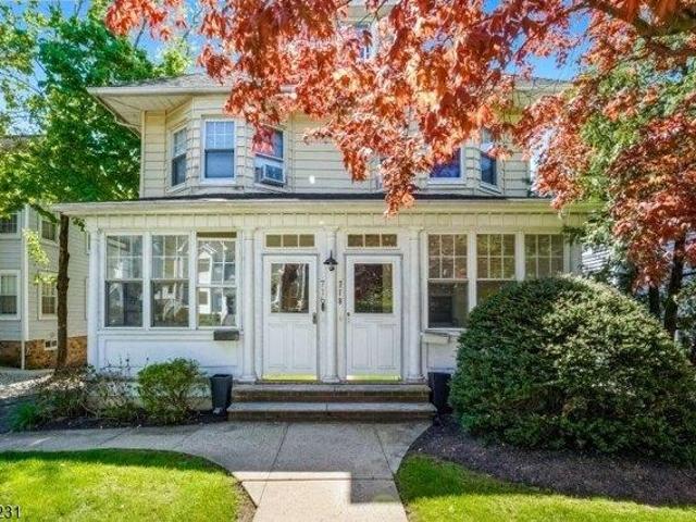 House for sale in Summit, New Jersey