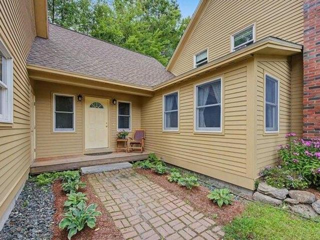 House for sale in New Hampshire