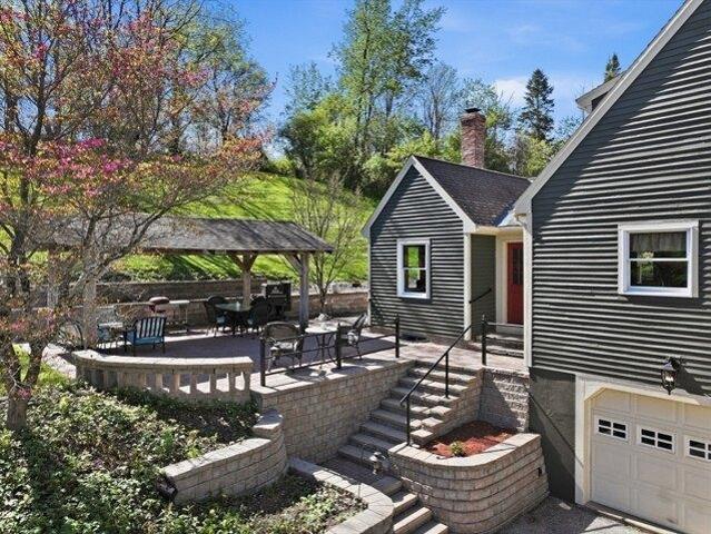 House for sale in Sutton, Massachusetts