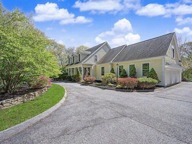 House for sale in Sutton, Massachusetts