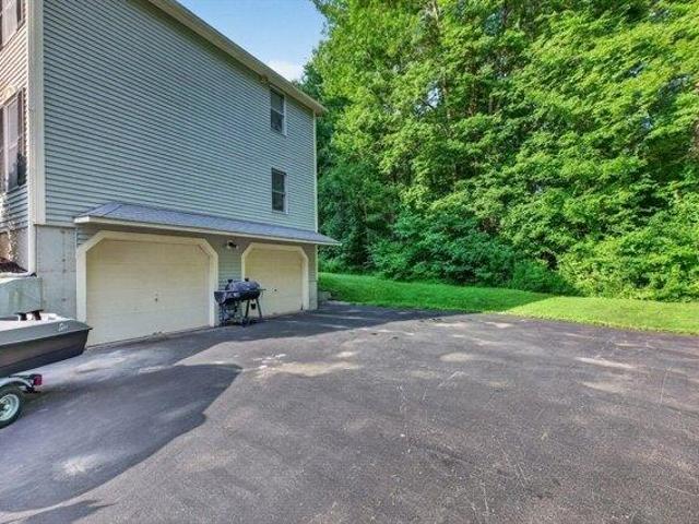 House for sale in Sutton, Massachusetts