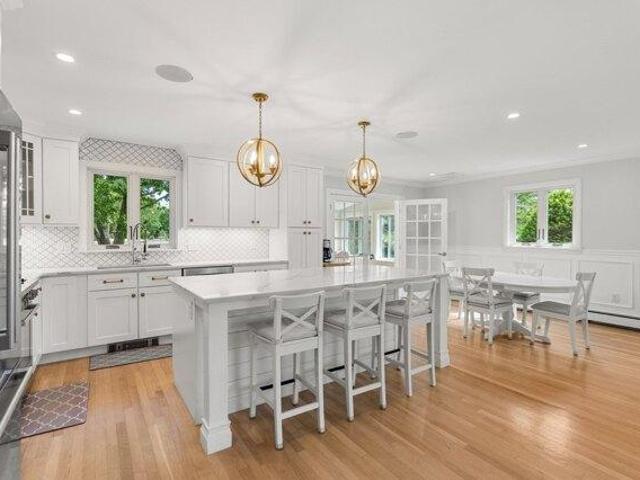 House for sale in Swampscott, Essex County