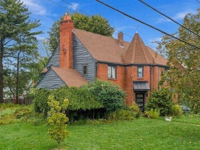 House for sale in Beach Bluff, Swampscott