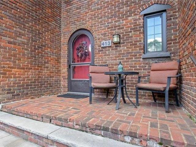 House for sale in Syracuse, New York