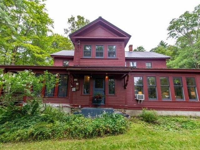 House for sale in New Hampshire