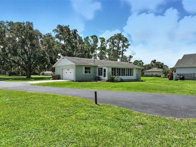 House for sale in Tavares, Florida