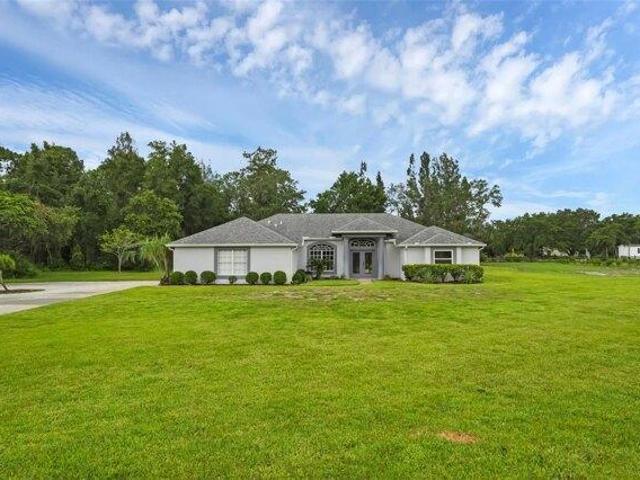 House for sale in Tavares, Florida