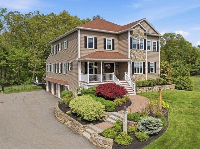 House for sale in Tewksbury, Massachusetts