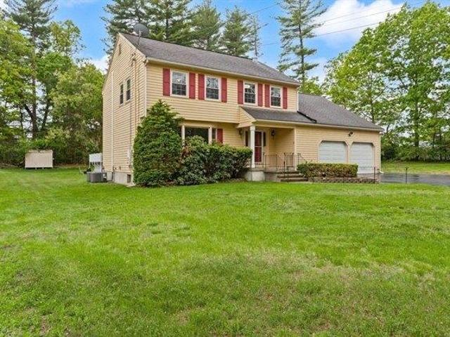 House for sale in Tewksbury, Massachusetts