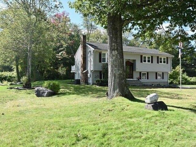 House for sale in Tewksbury, Massachusetts