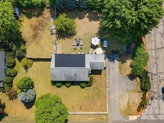 House for sale in Tewksbury, Massachusetts