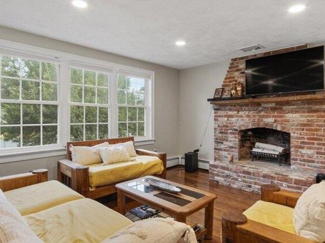 House for sale in Tewksbury, Massachusetts