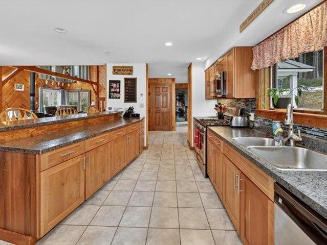 House for sale in Thetford Center, Vermont