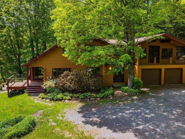 House for sale in Thetford Center, Vermont