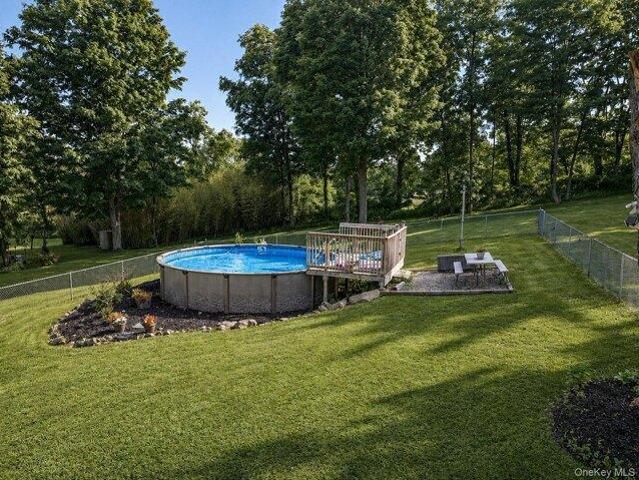 House for sale in Thompson Ridge, New York