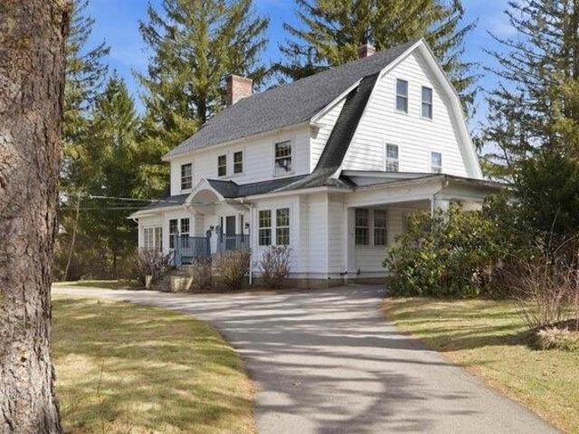 House for sale in New Hampshire