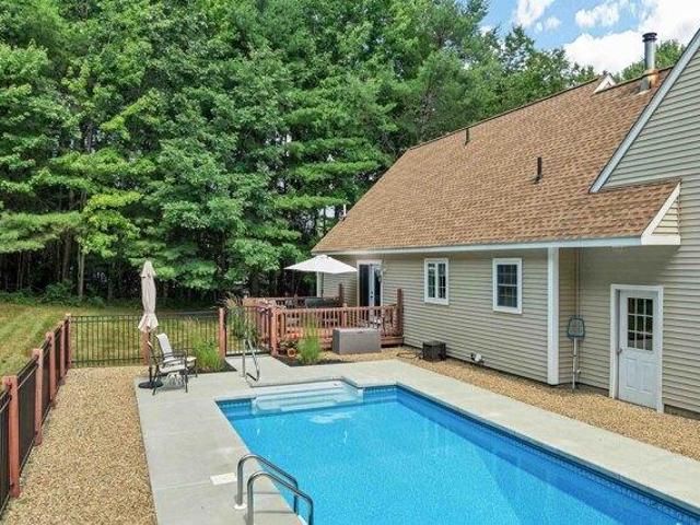 House for sale in New Hampshire