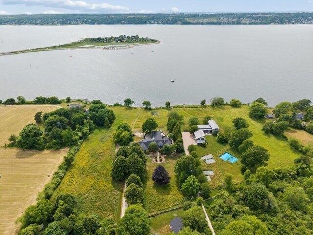 House for sale in Tiverton, Rhode Island