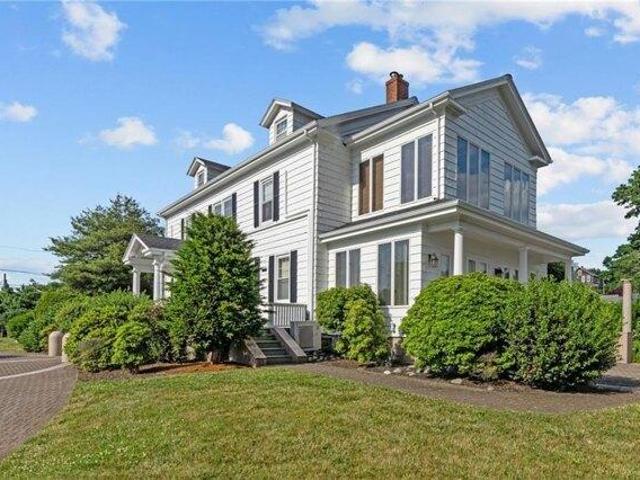 House for sale in Tiverton, Rhode Island
