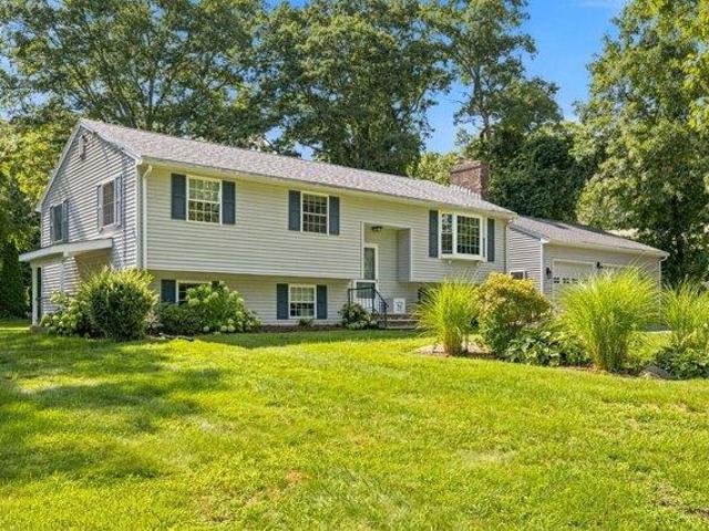 House for sale in Tiverton, Rhode Island