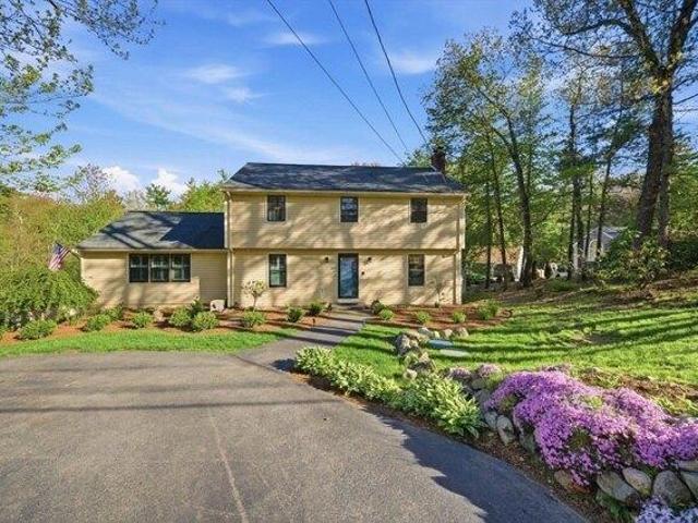 House for sale in Topsfield, Massachusetts