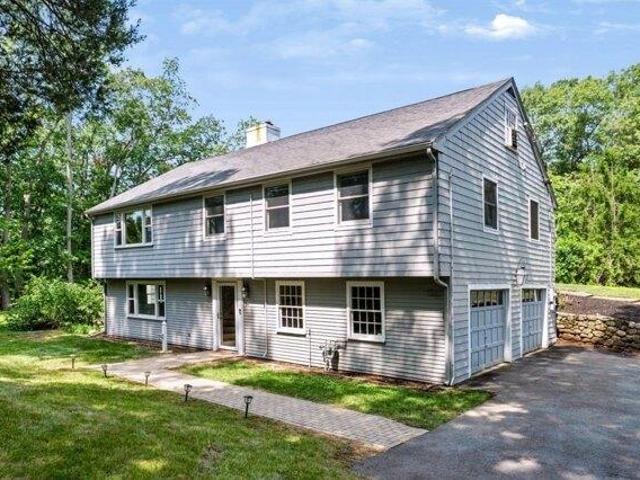 House for sale in Topsfield, Massachusetts