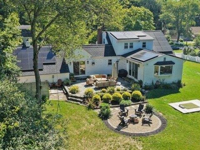 House for sale in Topsfield, Massachusetts