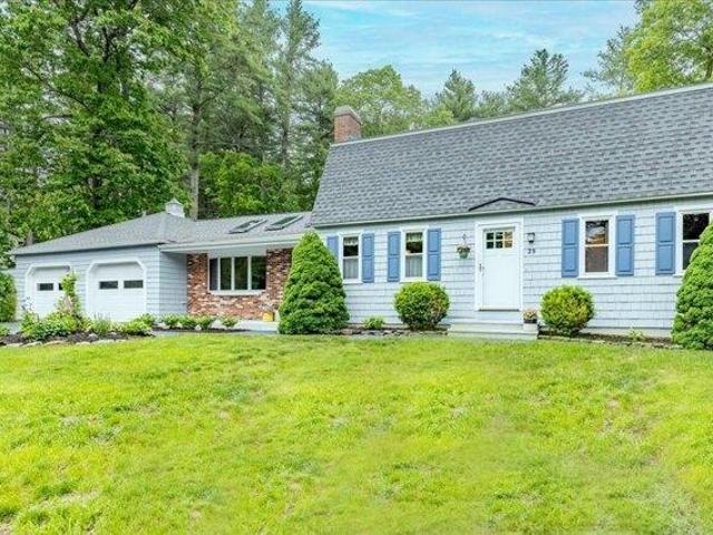 House for sale in Townsend, Massachusetts