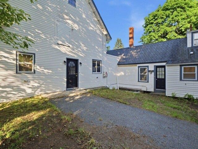 House for sale in Townsend, Massachusetts