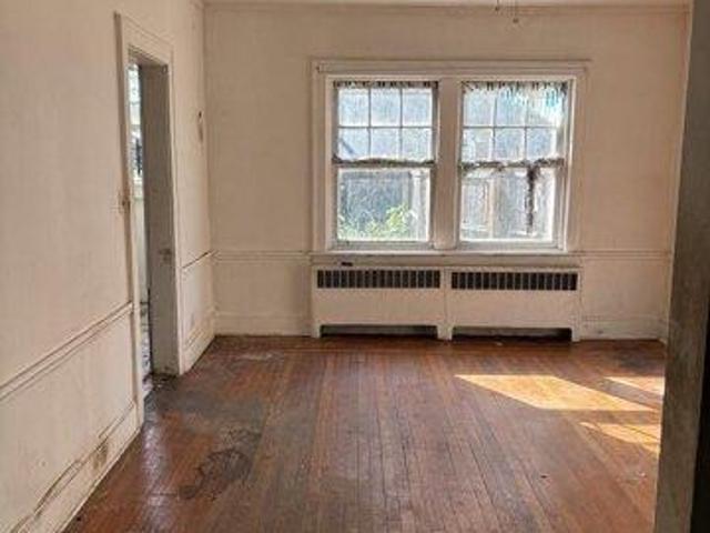 House for sale in Trenton, New Jersey