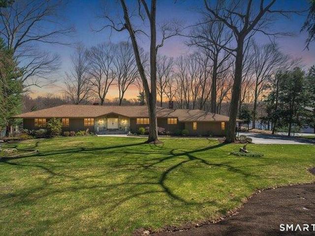 House for sale in Trumbull, Connecticut