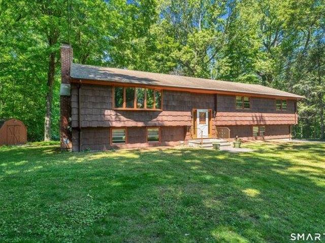House for sale in Trumbull, Connecticut