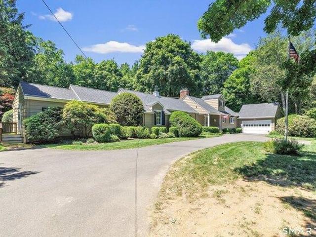 House for sale in Trumbull, Connecticut