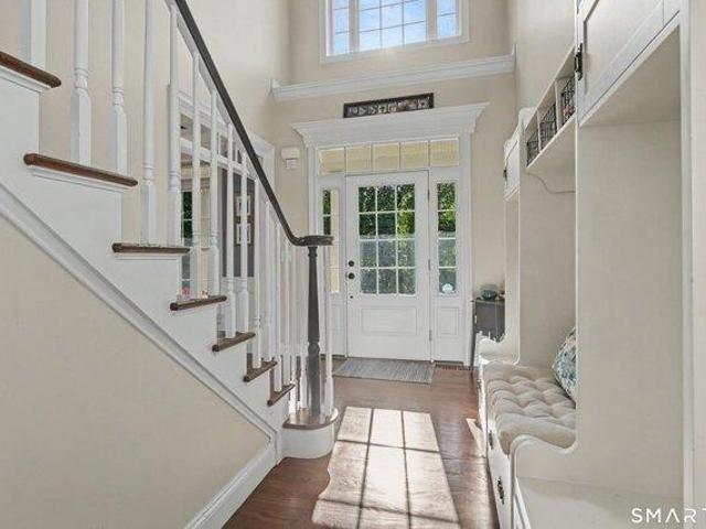 House for sale in Long Hill, Trumbull
