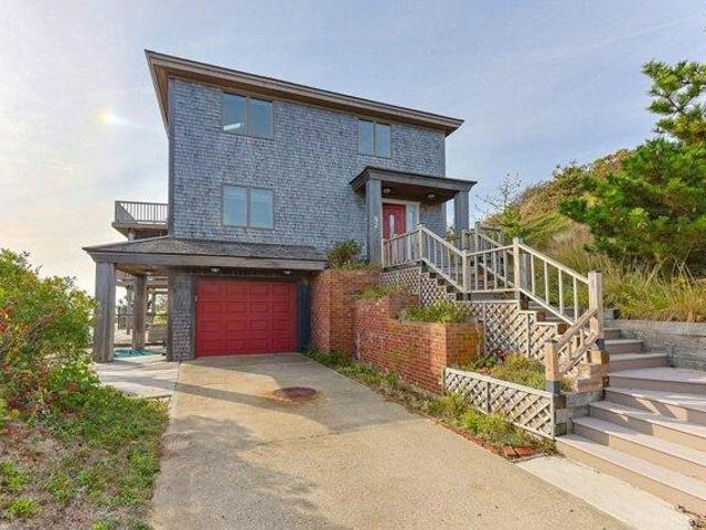 House for sale in North Truro, Massachusetts