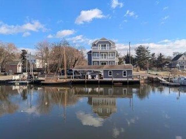 House for sale in Tuckerton, New Jersey