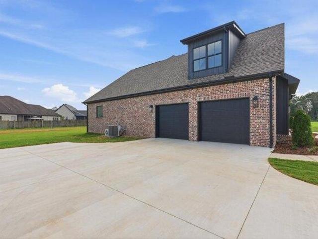 House for sale in Muscle Shoals, Alabama