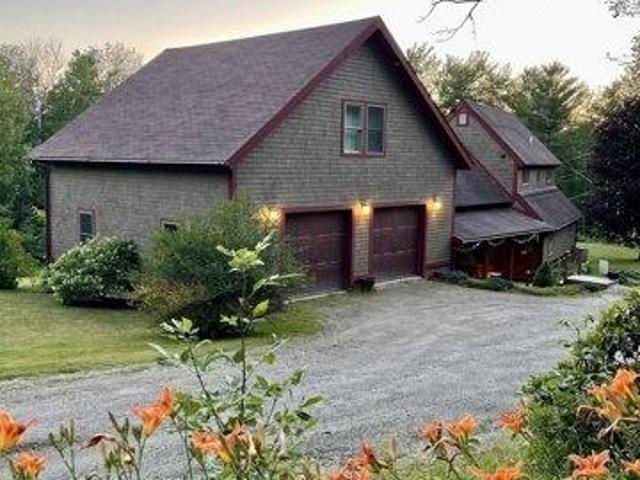 House for sale in North Underhill, Underhill
