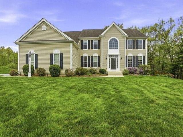 House for sale in Upton, Massachusetts