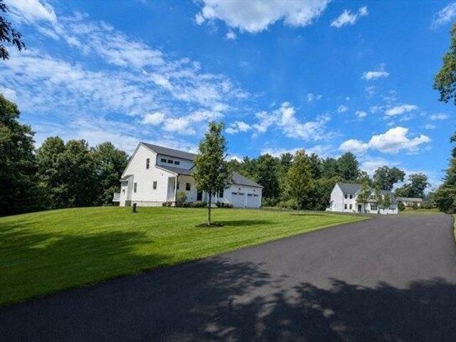 House for sale in Upton, Massachusetts