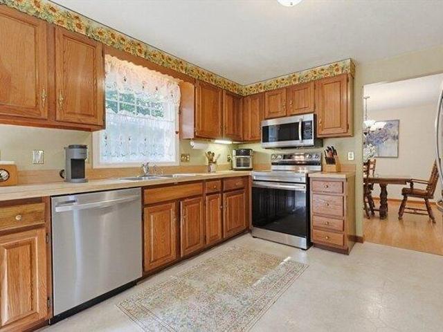 House for sale in Upton, Massachusetts