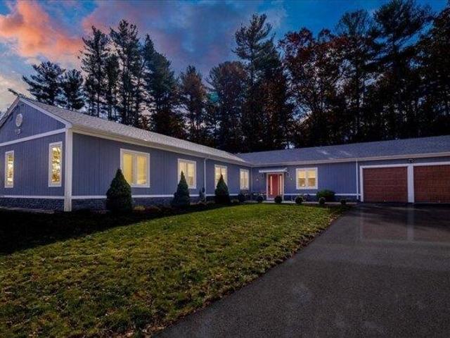 House for sale in Upton, Massachusetts