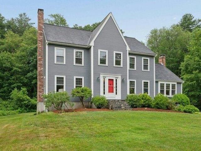 House for sale in Upton, Massachusetts