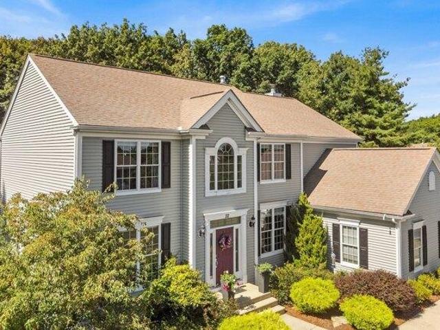 House for sale in Upton, Massachusetts