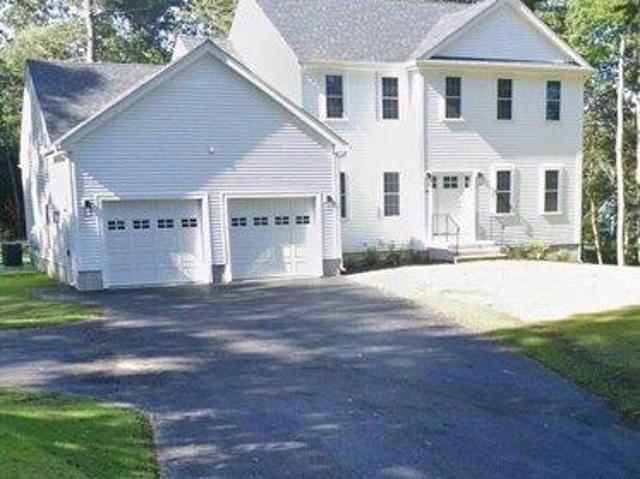 House for sale in North Uxbridge, Massachusetts