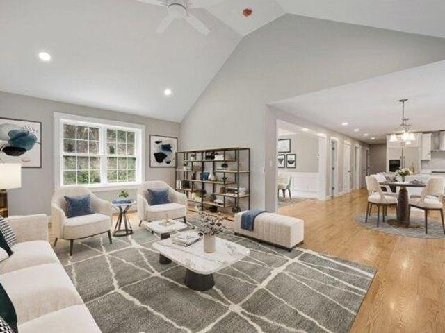 House for sale in North Uxbridge, Massachusetts